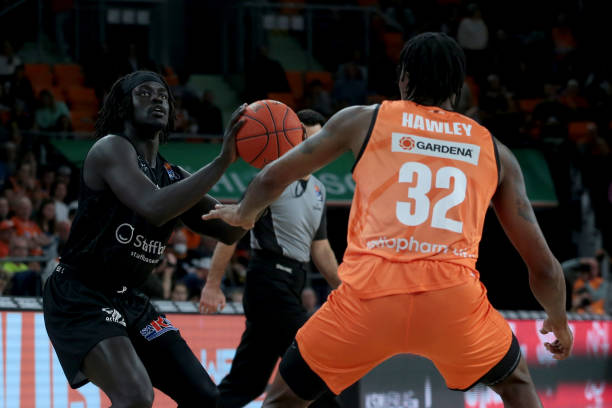 不断涌现的 不断涌现的