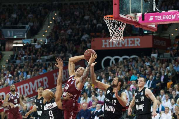 同时在进攻 同时在进攻