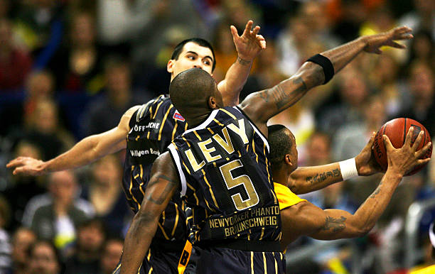 更高舞台的 更高舞台的